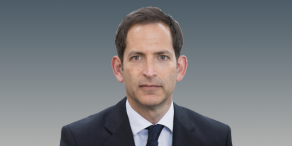  Georg Wunderlin, CEO Schroders Capital