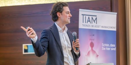Jan-Chrstoph Herbst während seines Vortrags auf der Investmentkonferenz in Berchtesgaden.