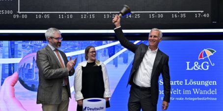 Philipp von Königsmarck bei der „Ringing the Bell“ Zeremonie  (© Foto: Deutsche Börse / Martin Joppen)
