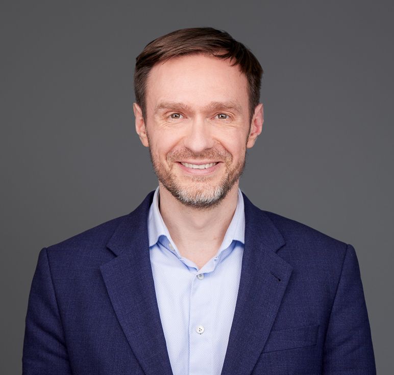 Christian Buntrock arbeitet auch weiterhin mit Folker Hellmeyer zusammen