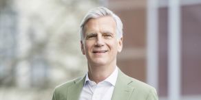 Philipp von Königsmarck ist erfreut darüber, dass das Interesse an Anleihefonds bei den Investoren wiederkehrt