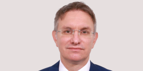 Thorsten Fischer, Moventum AM