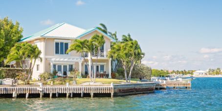 Schöne Aussicht, hohe Preise. Die Cayman Islands