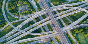 Franklin Templeton: Infrastruktur-Ausblick 2025: Abbau des Bewertungsgefälles