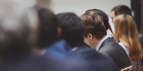 Referenten: Ferdinand Dalhuisen Managing Director - Marc Tavakolian Head of Investor Relations