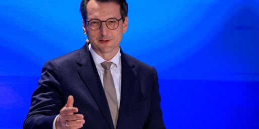 Noch ist Milan Nedeljkovic Produktionsvorstand bei BMW - kommendes Jahr soll er an die Spitze des Unternehmens aufrücken. (Archivbild)