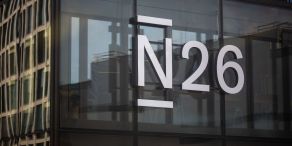 Der Mitbegründer der Digitalbank N26, Maximilian Tayenthal, zieht sich schneller aus dem operativen Geschäft zurück als erwartet. (Archivbild)