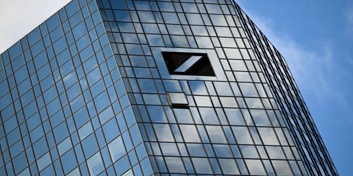 Durchsuchungen bei Deutschlands größtem Geldhaus. (Archivbild)