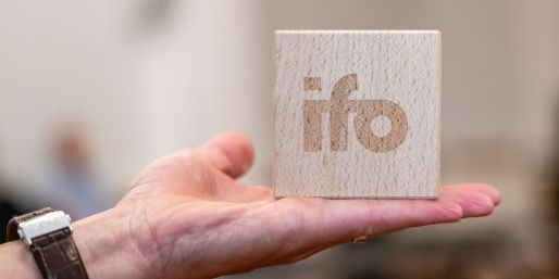 Beim Münchner Ifo-Institut werden die Überlegungen zur Sozialstaatsreform positiv gesehen. (Symbolbild)