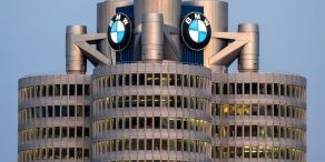 Nicht nur die Zentrale sieht auf diesem Bild trutzig aus, auch die Zahlen sind bei BMW robust. (Archivbild)