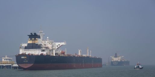 Öltanker fahren kaum noch durch die Straße von Hormus. 