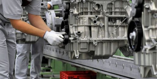 Die Schwäche der Auto-Industrie zwingt Zulieferer nach Alternativen zu suchen. (Symbolbild)