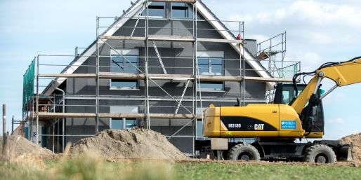 Kredite für Ein- und Zweifamilienhäuser sind wieder gefragt. (Archivbild)