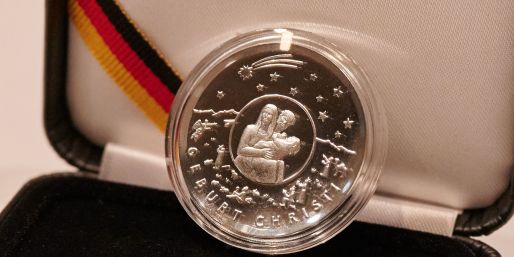 Die Bundesregierung gibt regelmäßig neue Sammlermünzen aus. (Archivbild)