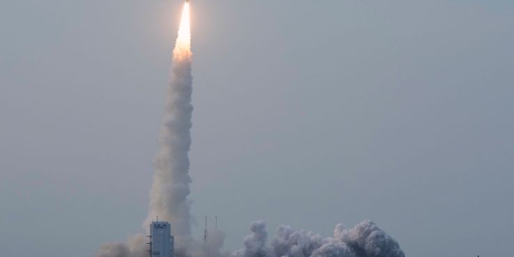 Amazon will mit dem Kauf von Globalstar eine Abkürzung beim Aufbau des Satelliten-Netzwerks nehmen. (Archivbild)