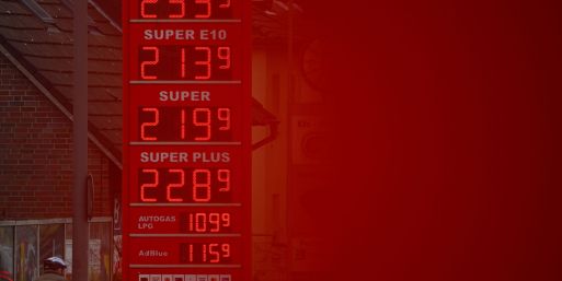 An der Tankstelle bekommen die Menschen die Folgen des Iran-Kriegs zu spüren. (Archivbild)