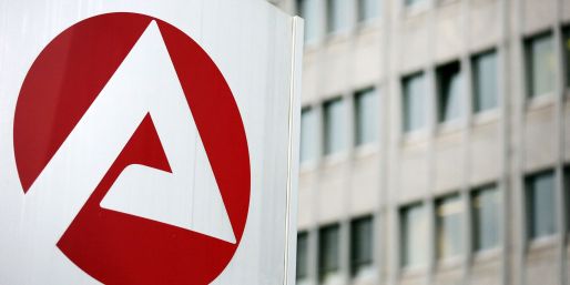 Die Zahl der Arbeitslosen in Deutschland ist im Mai wieder unter die Grenze von drei Millionen gesunken (Symbolbild). 