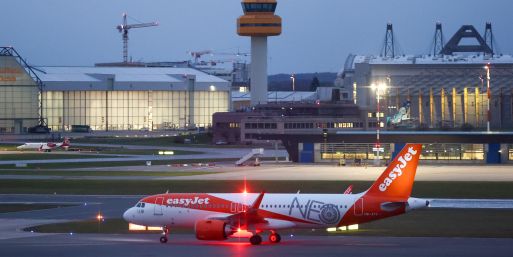 Britische Billigairline Easyjet: Der US-Investor Castlelake denkt über eine Übernahme nach