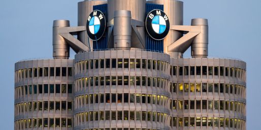 Lange kam BMW robuster als andere durch die Krise - jetzt erwischt es auch die Münchner. (Archivbild)