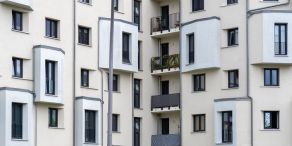 In Berlin haben die Mieten nur leicht zugelegt, in anderen Städten deutlich stärker. (Symbolbild)