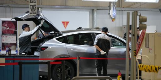 Das Tesla-Werk in Shanghai spielt eine wichtige Rolle für das internationale Geschäft des Elektroautobauers. (Archivbild)