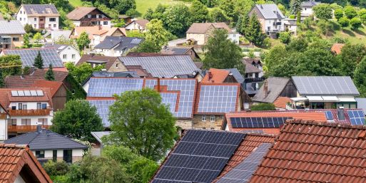 Der Solarausbau ist im Plan - noch. (Archivbild)