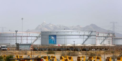Der Konflikt im Nahen Osten setzt den weltgrößten Ölexporteur Saudi-Arabien zu.