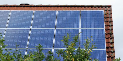 Bis Ende September wurde in Deutschland mehr Solarstrom erzeugt als im gesamten Vorjahr. (Symbolbild)