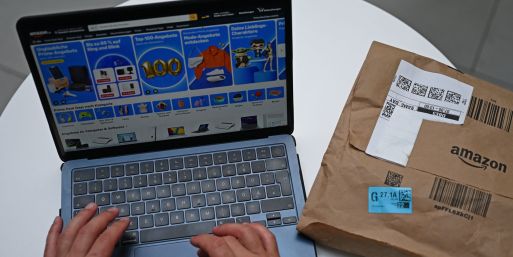 Bei keinem anderen Online-Händler bestellen Kunden so viel wie bei Amazon.