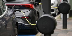 Die Elektroautozulassungen steigen in allen Bundesländern - aber längst nicht gleichmäßig. (Archivbild)